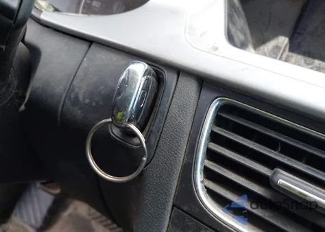 2012 Audi A4 2.0T Premium z USA, uszkodzony, nr VIN WAUWFAFL2CA054296